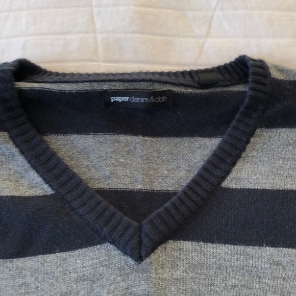 Paper Denim & cloth v neck sweater - Picture 2 of 2